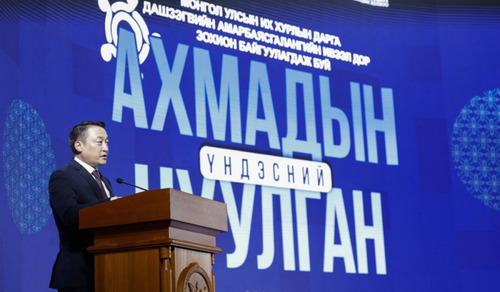 Д.Амарбаясгалан: Хүний нөөцийн хомсдол үүссэн энэ цаг үед ахмадуудын хувь нэмэр чухал